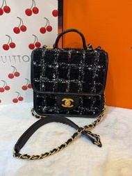 22K秋冬 chanel 香奈兒 黑色毛呢手柄 郵差包 17cm