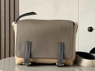 LOEWE Military系列 Anagram 單肩斜跨包