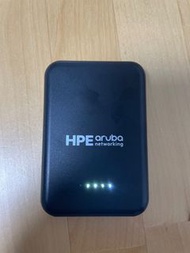 HPE Aruba networking Magsafe 行動電源/無線充電器