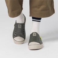 moz 瑞典 駝鹿 雙色洞洞餅乾水鞋 (奶蓋橄欖綠)-附鞋扣