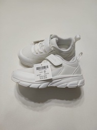全新 Clarks 兒童返學白色波鞋 27碼