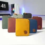 FjallRaven Zip Wallet for men and women, compact and convenient zipper