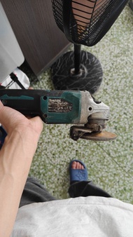 Makita 牧田 DGA408 18V 角磨機 手提磨機