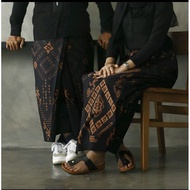 SARUNG BATIK PALEKAT MOTIF WADIMOR / SARUNG / SARUNG BATIK / SARUNG