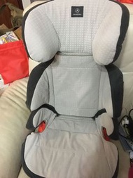 Car seat Mercedes-Benz 小朋友汽車座椅二手已經清洗頭枕可較高底坐位可分開一切正常西貢區取
