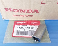 ปลอกรองดุมล้อหน้าแท้HONDA wave100s/z/xรุ่นยูบ๊อค ดิสหน้า,wave125x รุ่นยูบ็อค ดิสหน้า อะไหล่แท้ศูนย์HONDA(44620-KPH-650)1ชิ้น