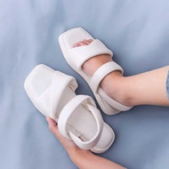 Sandals Latest Falfrom NB01Wanita