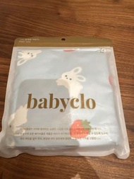 Babyclo 飯衣 Free Size Bib with Bunny and Strawberry Design