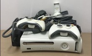 Xbox360 主機連配件一堆