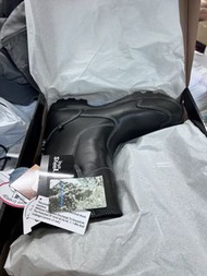 IronSteel T-1168 防水安全靴