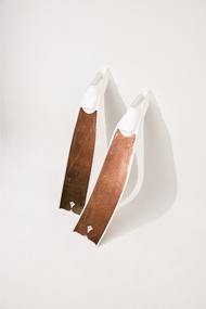 (pre-order) Double K Carbon Fin Black-Tip (Aurora)