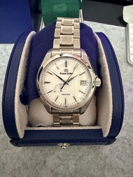 Grand Seiko Snowflake SBGA211 99%新 full set