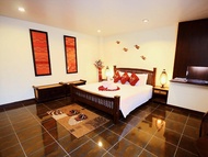 CM Night Bazaar Boutique Hotel
