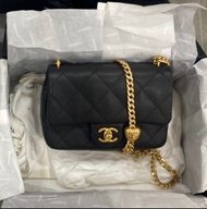 Chanel mini classic flap