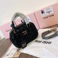 พร้อมส่ง miw miw ขนาด 8 นิ้ว Outlet💯%