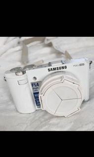 《二手》Samsung 類單眼相機 白色