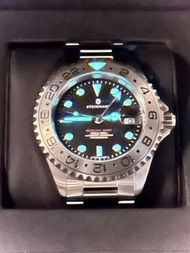 Steinhart Ocean One GMT 手錶