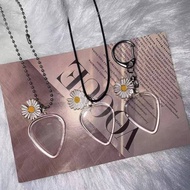 GD GD GD Daisy Pick Storage Box Guitar Concert Pick Storage Box Necklace Keychain Collection