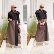 Sacoll Original Aurora Set, Skirt Pants & Nursing Blouse Model