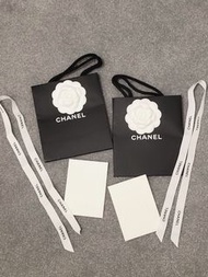 英國直送 香港現貨 Chanel Paper Bag small size 香奈兒 小白花 專櫃 原裝 小紙袋 飾物 精品 手飾 戒指 頸鏈 耳環 手鏈 小卡 小白卡 小封套 絲帶 全新 倫敦 Lon