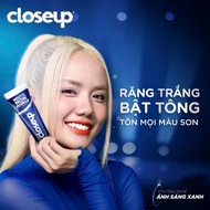 Kem Đánh Răng Closeup White Now Với Tinh Thể Blue Sapphire 100g