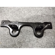 bracket lampu belakang kr150 original