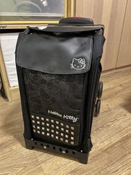 溜冰手拉喼 zuca