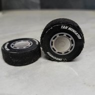 Ban Mainan Miniatur Mobil Bus Truk Oleng Diameter 4cm Sudah ada Sticker 1 pack isi 20 Ban
