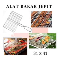 (31x41CM) Clamp-on Grill Size 31cm, 41cm Stainless Steel Material