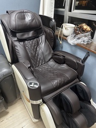 OSIM  按摩椅  靚皮 白馬王子