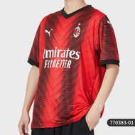 PUMA | เสื้อแข่งใหม่ฤดูกาลนี้ของทีม AC Milan สำหรับผู้ชาย