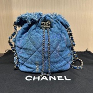 Chanel Handbag  22P 菱格皮穿鏈 丹寧布 水桶包單肩包  藍色拼多色