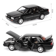Volkswagen Santana// Jetta Car Model// Jetta Car Model// Music Pull Back Six-Open Door Toy Retro