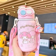 เฮลโล คิตตี้ | ถ้วยน้ำดื่มสแตนเลสด้วยหลอดดูดสองช่องสำหรับเด็ก 530 มล