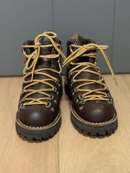 Danner Mountain Light 女裝登山靴