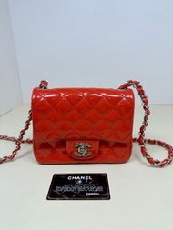 香奈兒 Chanel 黑卡21開 紅色漆皮銀扣 CF方胖子 17cm