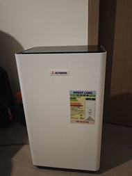 Mitsubishi Heavy Industries Dehumidifier MDC20W-H