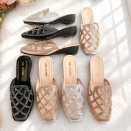 Women's Sandals with Breathable Mesh Stones - Luxurious Closed Toe, 4cm Wedge Sole, Comfortable Non-