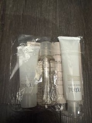 Freeplus travel set