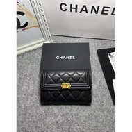 Chanel Medium 30% Off Wallet Size 10.5 * 15 * 3cm POMF