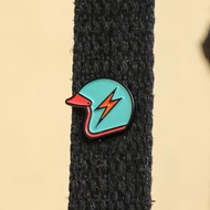 閃電藍色安全帽琺瑯徽章