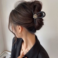 Camellia Big Grab Clip High-End Feeling Temperament Shark 2 Options FA031