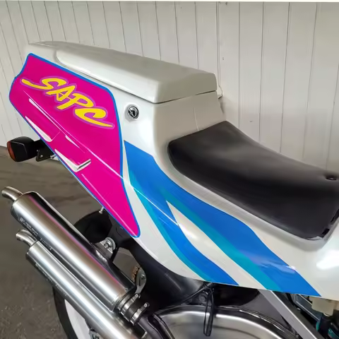 Suzuki RGV250 rear seat Suitable for Suzuki RGV250 RGV/VJ22 post-model rear seat assembly rear hump 