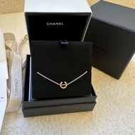 全新未使用 CHANEL Coco 手鏈女款，米金色金屬質感，精緻百搭，2023春夏款18K金，貨號J12303