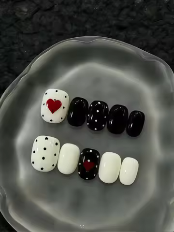 10 Pieces of Handmade Wearable Nail Art, Short Square-Round Full-Cover Nail Tips, Short Length, Blac