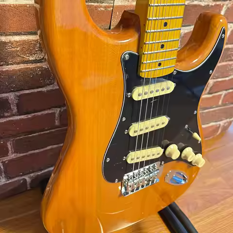 Customized Store - Mahogany-colored Electric Guitar - S-S-S Pickups - Maple Neck - Christmas Gift - 
