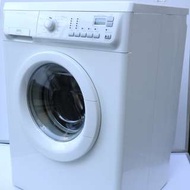 意大利洗衣機 金章牌 850轉 九成新以上 *包送貨安裝及保用*