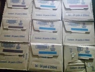 Susu Ultra Milk 250 ml 1 Dus 24 Pcs - Strawberry