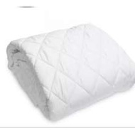 Novelle Mattress Protector  QUEEN 60" x 75" 152cm x 190cm Comfort & Stain Protection for your mattre