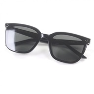 Excellent condition GENTLE MONSTER BY ROW Wellington frame sunglasses, black, size 62□18-146, for me